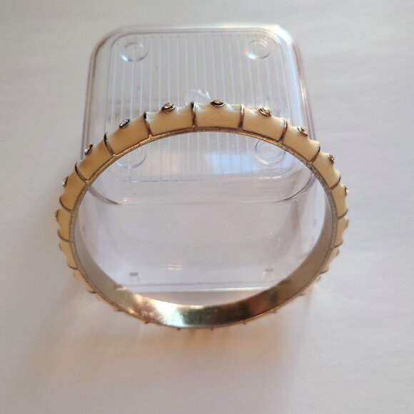 Off White Enamel Vintage Rhinestone Enamel Bracelet - Picture 5 of 7